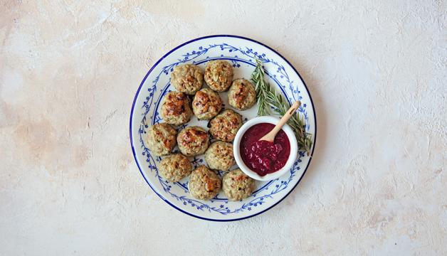 Image https://www.naturalgrocers.com/sites/default/files/styles/recipe_slider_full/public/media_images/15475_Cranberry_Balsamic_Glazed_Turkey_Meatballs_Web_Recipe_Feature_1024x587.jpg?itok=oWUeGVkh